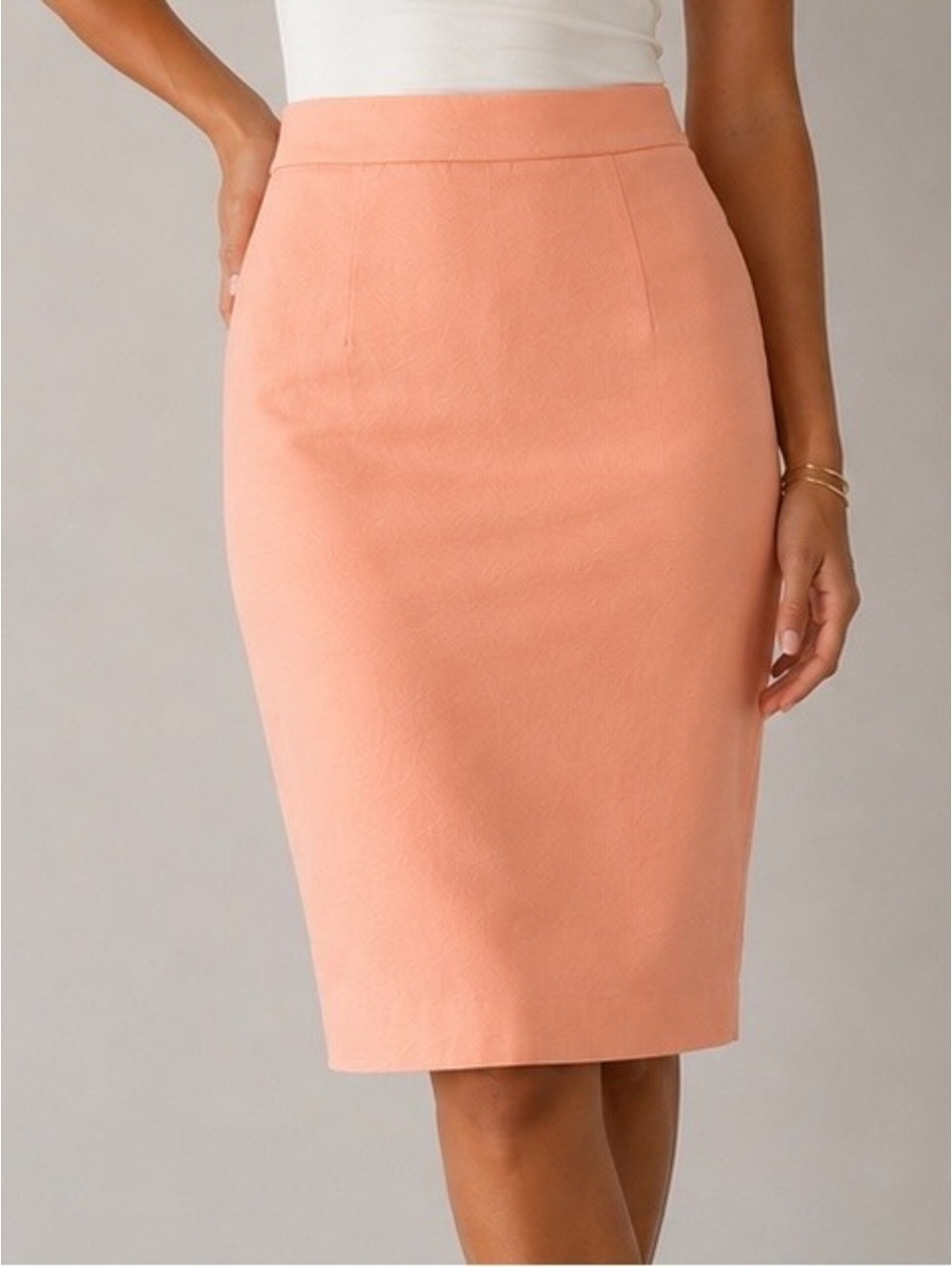 MOSCHINO 100% Virgin Wool Pencil Skirt Peach Made in Italy US 10